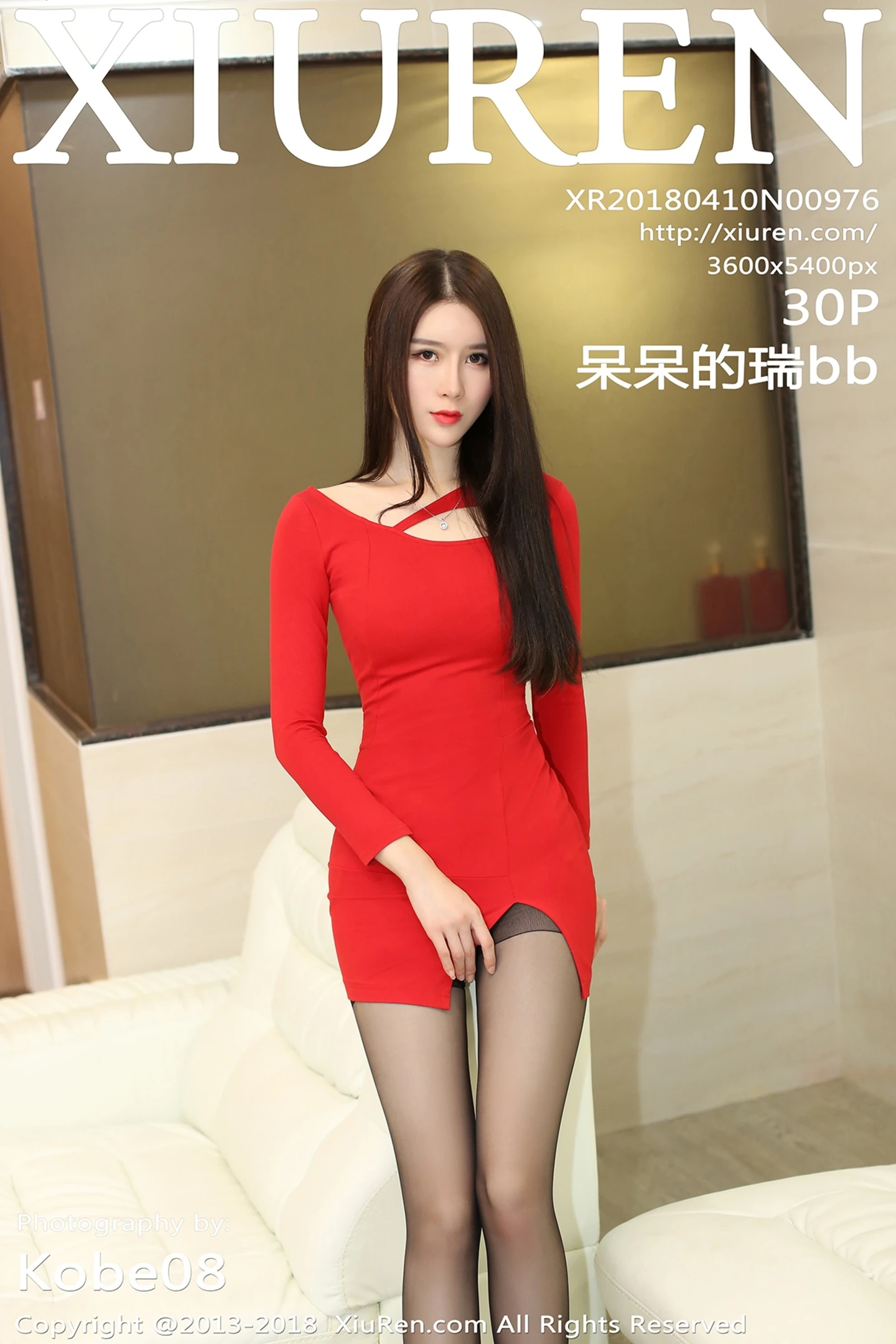 [XiuRen秀人网]No.976_嫩模呆呆的瑞bb居家红色连身裙配黑丝裤袜秀完美身材性感写真31P-秀人网 - XiuRen.Pro